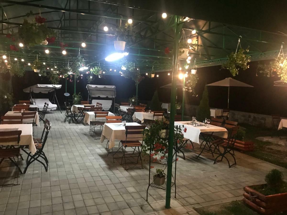 Hotel Iasicon لاكو روسو المظهر الخارجي الصورة