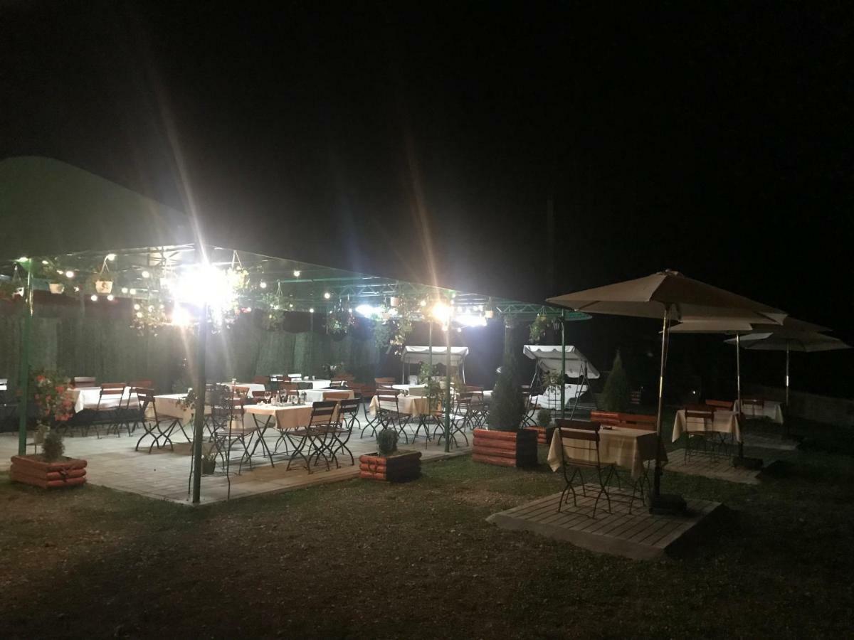 Hotel Iasicon لاكو روسو المظهر الخارجي الصورة